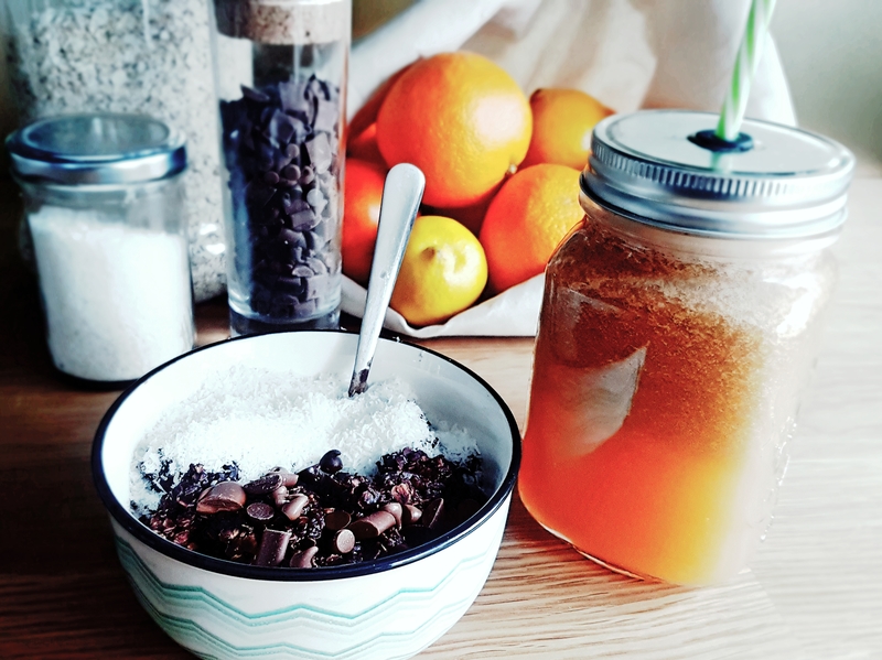 Porridge chocolat coco et jus 