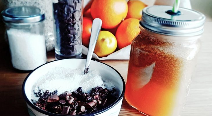 Porridge chocolat coco et jus